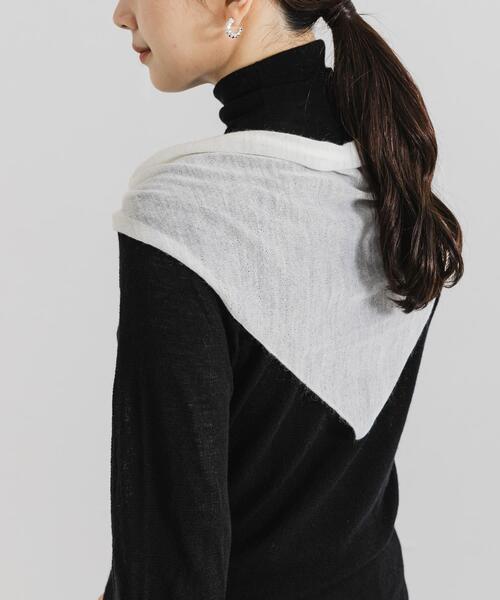 URBAN RESEARCH（アーバンリサーチ）の「ヘアリーストール（ストール/ショール・レディース・ブラウン系その他/チャコールグレー/オフホワイト・FREE）」の2枚目の写真
