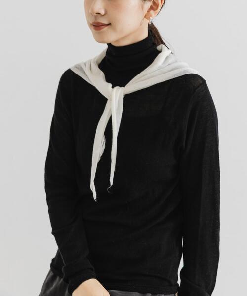 URBAN RESEARCH（アーバンリサーチ）の「ヘアリーストール（ストール/ショール・レディース・ブラウン系その他/チャコールグレー/オフホワイト・FREE）」の4枚目の写真