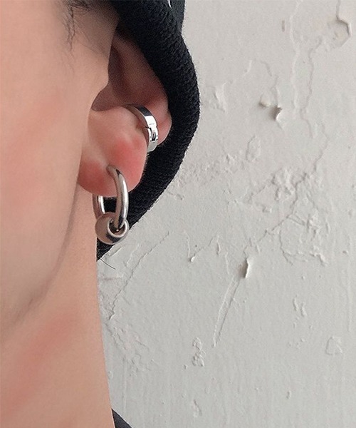 VIBGYOR(ヴィブジョー)の「ボールフープリングペアピアス/メンズ/両耳用(LEY)(ピアス(両耳用)・メンズ・シルバー・FREE)」の3枚目の写真