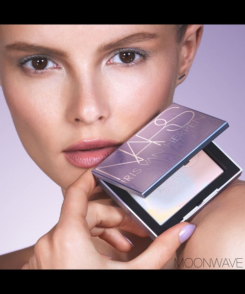 数量限定】ライトリフレクティングプリズマティックパウダー ギフト