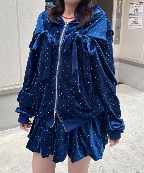 nemne store(ネンネストア)の「キラキラベロアフーディ(パーカー・レディース・チャコール/ネイビー/ブラック・SMALL/MEDIUM)」の1枚目の写真