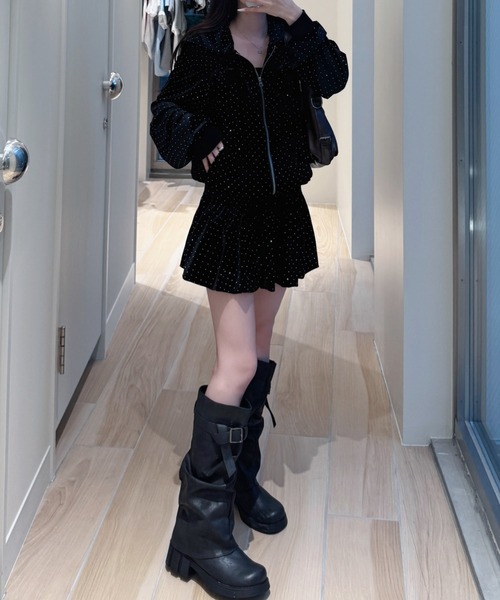 nemne store(ネンネストア)の「キラキラベロアフーディ(パーカー・レディース・チャコール/ネイビー/ブラック・SMALL/MEDIUM)」の4枚目の写真