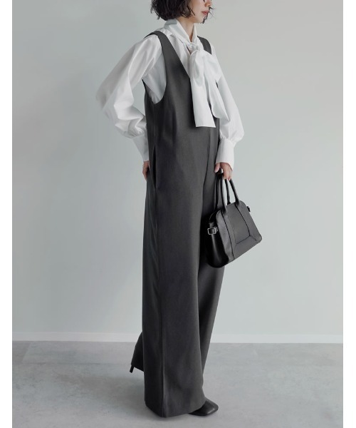 Re:EDIT（リエディ）の「[低身長/高身長サイズ有][アルガンオイル加工]微起毛ツイルゴールドボタン付きサロペット（つなぎ/オールインワン・レディース・アイボリー/ブラック/チャコールグレー・LARGE/TALL/MEDIUM/SHORT）」の22枚目の写真