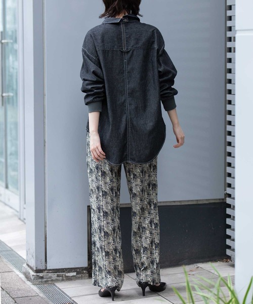 Munich（ミューニック）の「6ozスラブデニムリブカフスシャツ（シャツ/ブラウス・レディース・ライトグレー/ブラック/インディゴブルー・FREE）」の10枚目の写真