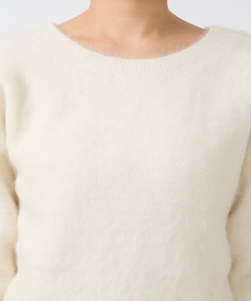 La boutique BonBon（ラブティックボンボン）の「【今すぐお届け！】ヘアリーウールカシミヤ混ストレッチ前後２WAYニット（ニット/セーター・レディース・ピンク/ダークグレー/オフホワイト・FREE）」の7枚目の写真