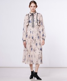 Sov.（ソブ）の「オリジナルリボン柄プリントサテンワンピース