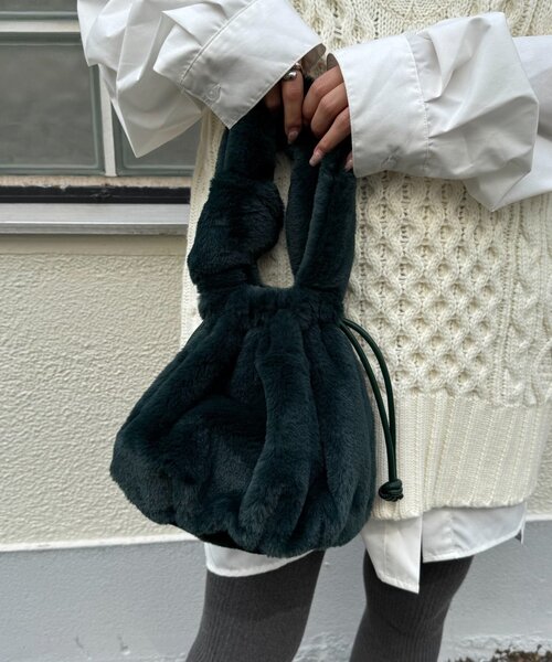 CIAOPANIC TYPY（チャオパニックティピー）の「【willow】ファー巾着BAG（トートバッグ・レディース・バーガンディー/グリーン・ONE SIZE）」の3枚目の写真