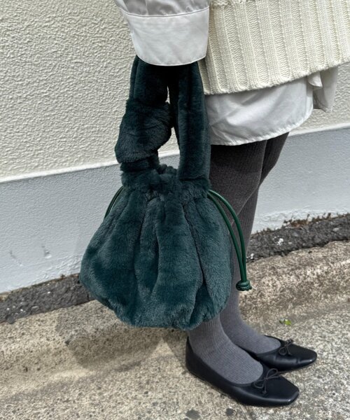 CIAOPANIC TYPY（チャオパニックティピー）の「【willow】ファー巾着BAG（トートバッグ・レディース・バーガンディー/グリーン・ONE SIZE）」の5枚目の写真