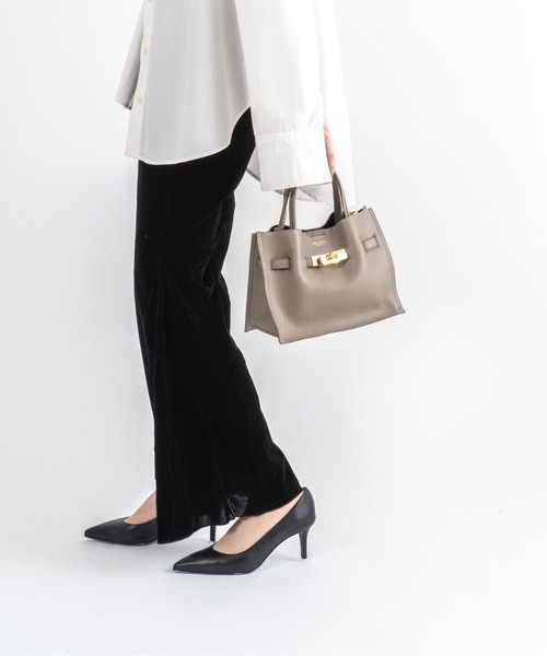 VIOLAd'ORO（ヴィオラドーロ）の「【VIOLAd'ORO/ヴィオラドーロ】イタリアンWフェイスレザー ハンドバッグ TRERO Sサイズ（ショルダーバッグ・レディース・ブラック/ベージュ系その他/ブラウン/グレー系その他・FREE）」の19枚目の写真