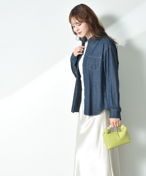 INTERPLANET(インタープラネット)の「デニムツイル台付衿ワイドシャツ(シャツ/ブラウス・レディース・インディゴブルー/オフホワイト/ブルー・FREE)」の9枚目の写真