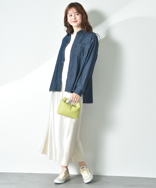 INTERPLANET(インタープラネット)の「デニムツイル台付衿ワイドシャツ(シャツ/ブラウス・レディース・インディゴブルー/オフホワイト/ブルー・FREE)」の10枚目の写真