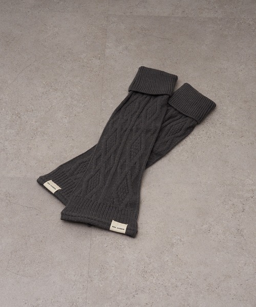 RAY CASSIN(レイカズン)の「ケーブルレッグウォーマー(レッグウォーマー・レディース・ブラック/チャコールグレー/グレー/ベージュ・FREE)」の11枚目の写真