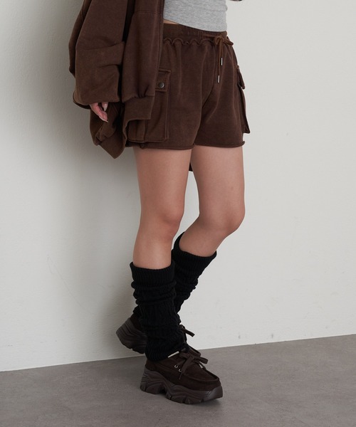 RAY CASSIN(レイカズン)の「ケーブルレッグウォーマー(レッグウォーマー・レディース・ブラック/チャコールグレー/グレー/ベージュ・FREE)」の6枚目の写真