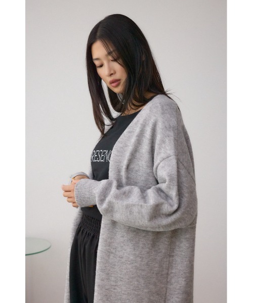 AZUL by moussy（アズールバイマウジー）の「ニットロングカーディガン（カーディガン/ボレロ・レディース・ベージュ/チャコールグレー/ブラック・FREE）」の17枚目の写真