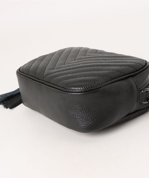 PARKS TOKYO SELECT（パークストウキョウセレクト）の「【kostikal.】（KST）V字フリンジミニBAG（ハンドバッグ・レディース・シルバー系その他/ベージュ系その他/ブラック・ONE SIZE）」の5枚目の写真