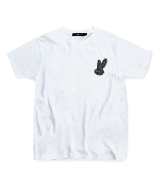 ESCAPEFROM(エスケープフロム)の「デニムバーニーロゴTシャツホワイト(Tシャツ/カットソー・レディース・その他・SMALL/MEDIUM/LARGE)」の1枚目の写真