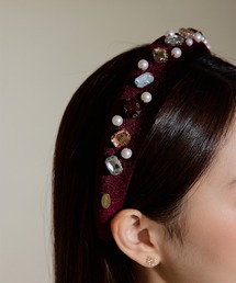 vacanza（ヴァカンザ）の「vacanza ラインストーン付きベロア．カチューシャ（カチューシャ）」