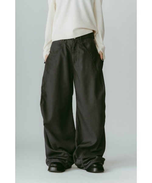 Knuth Marf（クヌースマーフ）の「tuck design denim pants（デニム