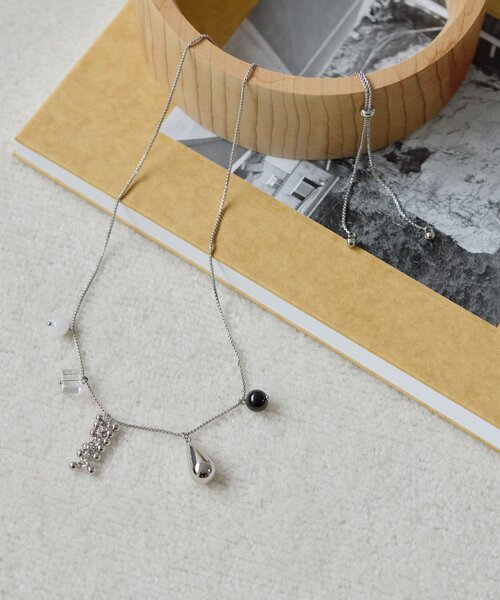 ear PAPILLONNER(イアパピヨネ)の「グリグリロングネックレス(ネックレス・レディース・シルバー/ゴールド・FREE)」の8枚目の写真