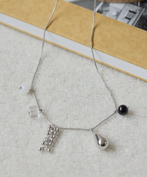 ear PAPILLONNER(イアパピヨネ)の「グリグリロングネックレス(ネックレス・レディース・シルバー/ゴールド・FREE)」の7枚目の写真