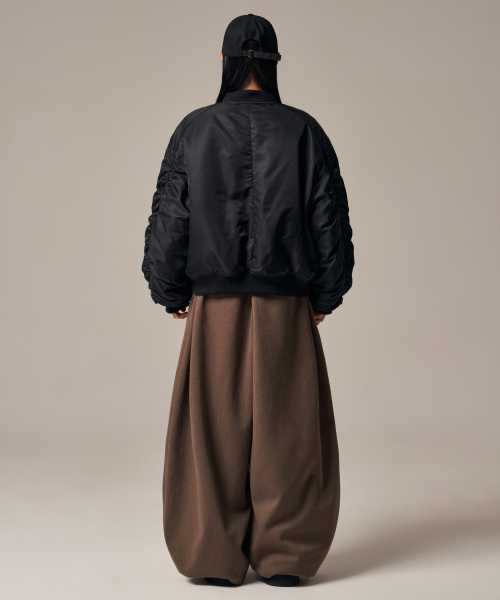 IDWS(アイドンワナセル)の「Void 4 Tuck Balloon Trouser Brown(スラックス・レディース・その他・0/1/2)」の18枚目の写真