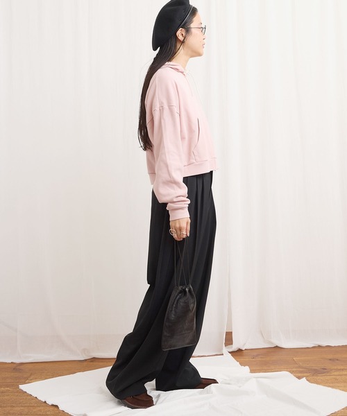 fig Ｌondon（フィグロンドン）の「3tuck pants（スラックス・レディース・ベージュ/ブラック・1/0）」の22枚目の写真