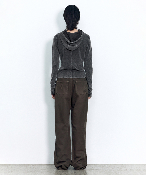 INSILENCE WOMEN(インサイレンスウーマン)の「ワンスリットストレートデニム ブラウン(デニムパンツ・レディース・その他・X-SMALL/MEDIUM/SMALL)」の3枚目の写真