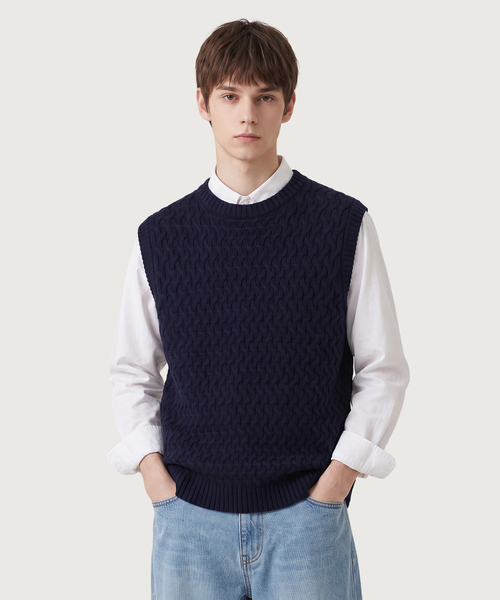 TOPBOY(トップボーイ)の「レギュラーフィットメッシュニットベストネイビー(ベスト・レディース・ネイビー・LARGE/X-LARGE/XX-LARGE)」の1枚目の写真