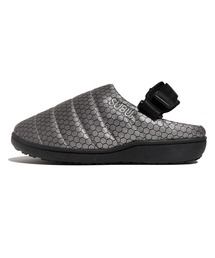 SUBU（スブ）の「SUBU / DOTS +H（サンダル）」