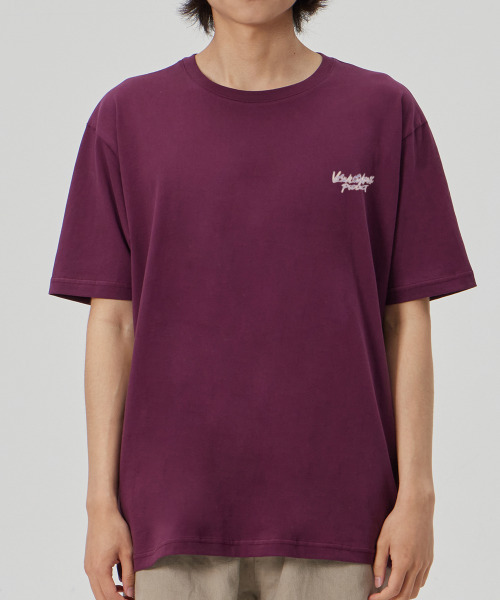BY.L(バイエル)の「コンツアーグラフィティロゴ半袖Tシャツワイン(Tシャツ/カットソー・メンズ・その他・MEDIUM/LARGE/X-LARGE)」の3枚目の写真