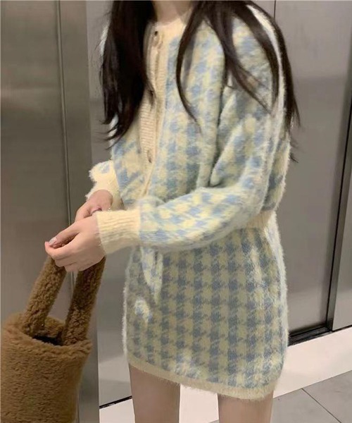 GLAMOROUS JANE(グラマラスジェーン)の「千鳥柄ニットカーディガン×キャミソール×ミニスカート 3点セット(セットアップ・レディース・ブラック/ブルー・FREE)」の15枚目の写真
