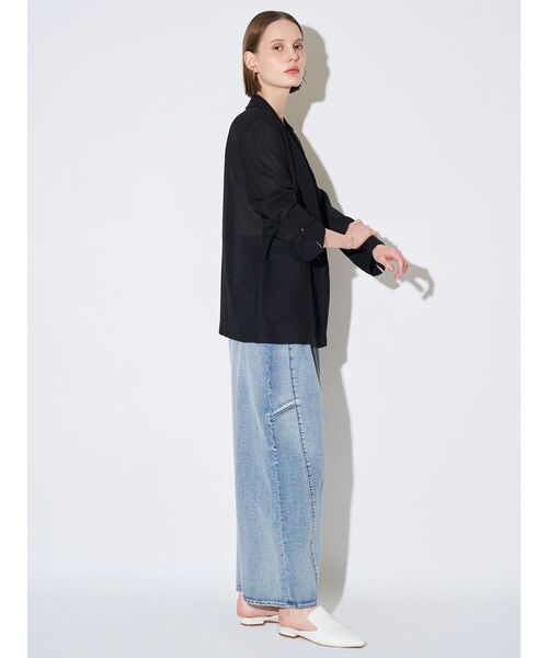 ELENDEEK（エレンディーク）の「パネルタックデニムワイドパンツ（デニムパンツ・レディース・ライトブルー/インディゴブルー・01/02）」の17枚目の写真