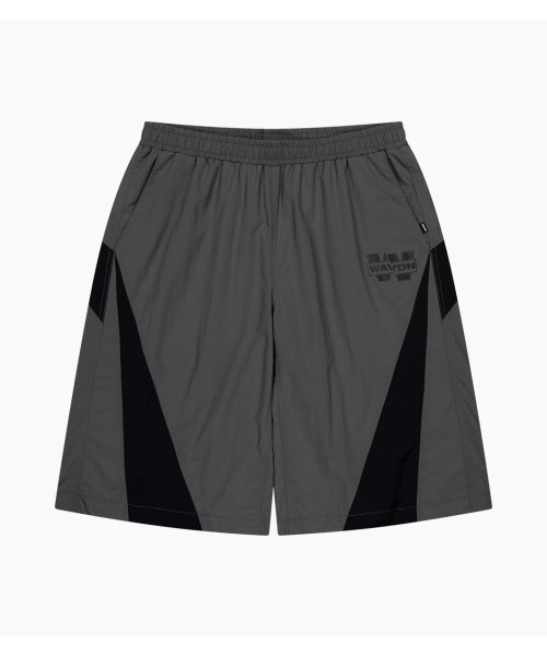 WAYDN(ウェイドゥン)の「パラエストラ ナイロン スプリット バミューダパンツ チャコール(その他パンツ・メンズ・その他・MEDIUM/LARGE/X-LARGE)」の1枚目の写真