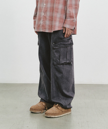 BALLUTE（バリュート）の「CURVED CARGO CUTTING LINE PANTS（デニムパンツ）」