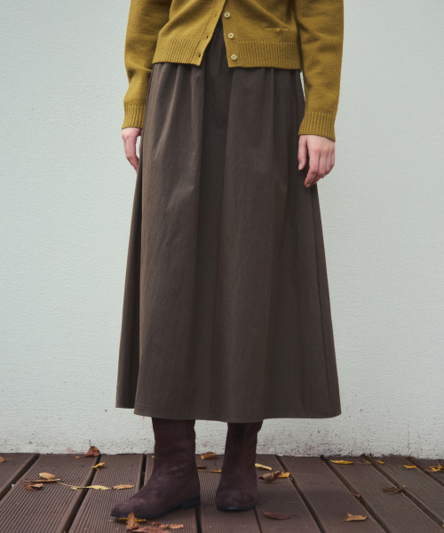 WEDNESDAYOASISFORWOMEN(ウェンズデー オアシス フォー ウーマン)の「スローフレアロングハーフバンディングスカート_BROWN(W25-SK02)(スカート・レディース・ブラウン・SMALL/MEDIUM)」の1枚目の写真