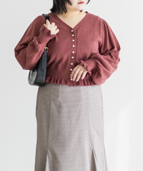 CLETTE(クレット)の「CLETTEオリジナルフリル使いVネックニットカーディガン(カーディガン/ボレロ・レディース・ネイビー/ピンク/グレイッシュベージュ・4L/3L/LL)」の10枚目の写真