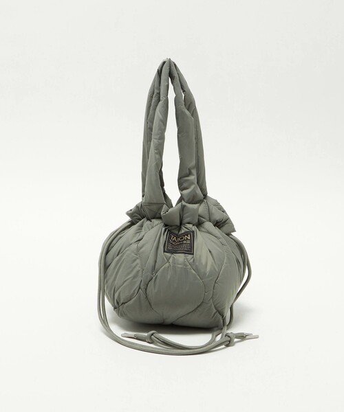 TAION（タイオン）の「＜TAION＞ソフトシェル S ダウン トートバッグ（トートバッグ・メンズ・オフホワイト/ケリーグリーン/ブラック・FREE）」の3枚目の写真