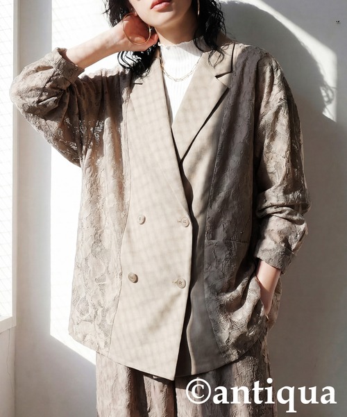 antiqua(アンティカ)の「花柄レース切替 ダブルジャケット(テーラードジャケット・レディース・ベージュ/ブラック・ONESIZE)」の8枚目の写真