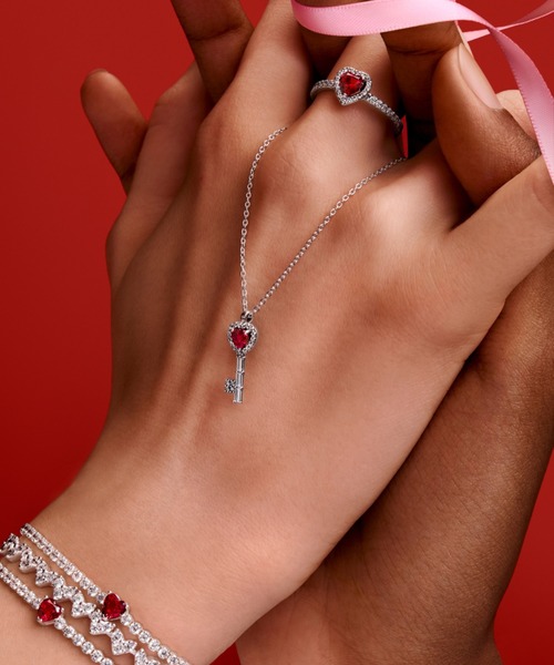 PANDORA（パンドラ）の「エレベイテッド ハート キー コリエ ネックレス（ネックレス・レディース・シルバー・45cm）」の8枚目の写真