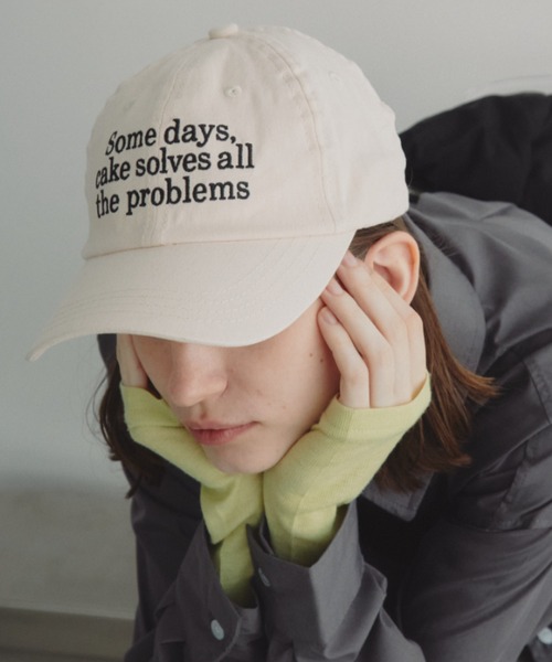 Auntie Rosa Holiday（アンティローザホリデー）の「somedayシシュウロゴCAP（キャップ・レディース・ブラウン/アイボリー/ブラック・FREE）」の9枚目の写真