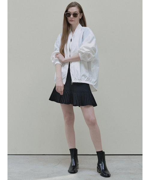 AVANT-G(アバン)の「Nylon Oversized Jumper - white(ナイロンジャケット・レディース・その他・FREE)」の2枚目の写真