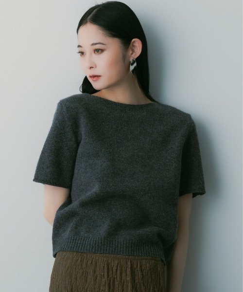 SERENO(セレーノ)の「ウールニットプルオーバー(ニット/セーター・レディース・ホワイト/ダークブラウン/ベージュ/グレー・ONESIZE)」の2枚目の写真