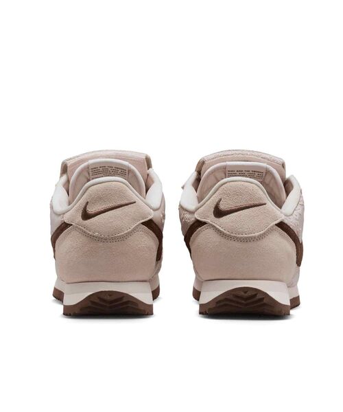 NIKE（ナイキ）の「ナイキ コルテッツ テキスタイル ウィメンズシューズ / Nike Cortez Textile Women's Shoes IQ3624-667 Silt Red（スニーカー・レディース・ピンク系その他2・26/25.5/22.5/22/25/24.5/24/23.5/23）」の17枚目の写真