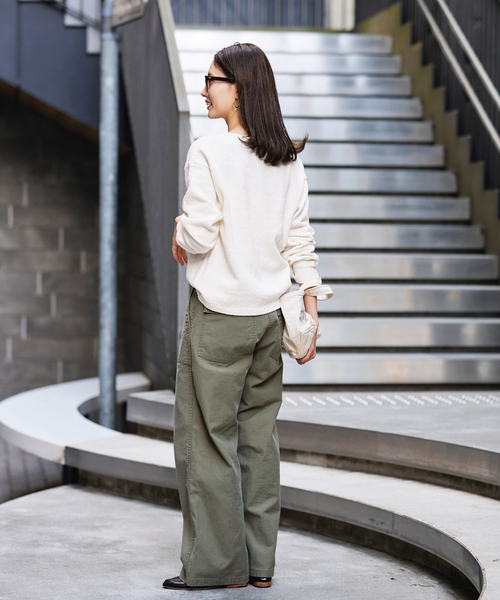 FRAMeWORK（フレームワーク）の「カベイトVネックニット（ニット/セーター・レディース・ホワイト系その他/ブラック/バーガンディー/レッド・FREE）」の15枚目の写真