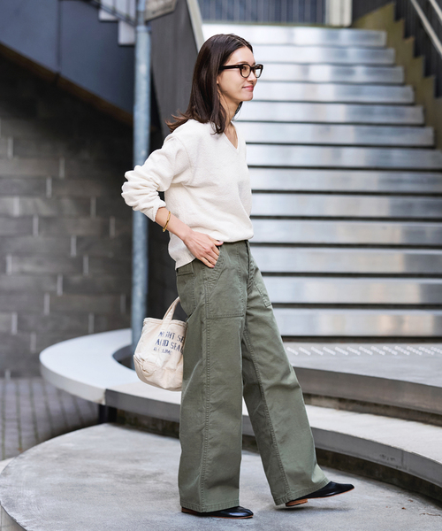 FRAMeWORK（フレームワーク）の「カベイトVネックニット（ニット/セーター・レディース・ホワイト系その他/ブラック/バーガンディー/レッド・FREE）」の16枚目の写真