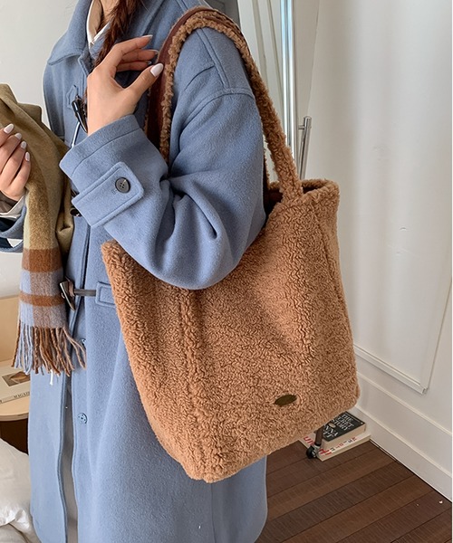 blackdia ocean（ブラックダイヤオーシャン）の「blackdia ocean もふもふ わんちゃん リバーシブルバッグ（ショルダーバッグ・レディース・ブラウン/ブラウン系その他・FREE）」の6枚目の写真