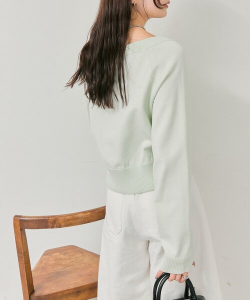 mystic（ミスティック）の「ワイドネッククリアボタンカーディガン（カーディガン/ボレロ・レディース・グリーン/ピンク/アイボリー/ブラック・FREE）」の8枚目の写真