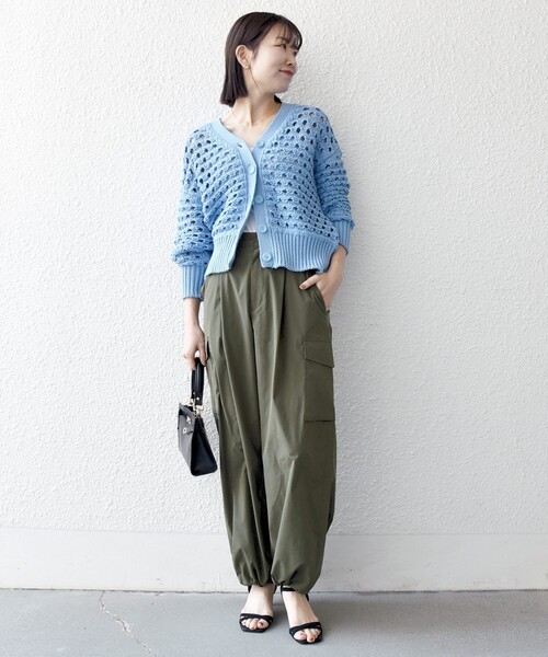 SHIPS any（シップス エニィ）の「【WEB限定】SHIPS any:〈洗濯機可能〉タイプライター イージー カーゴ パンツ（カーゴパンツ・レディース・オリーブ/ネイビー・40/38/36）」の3枚目の写真