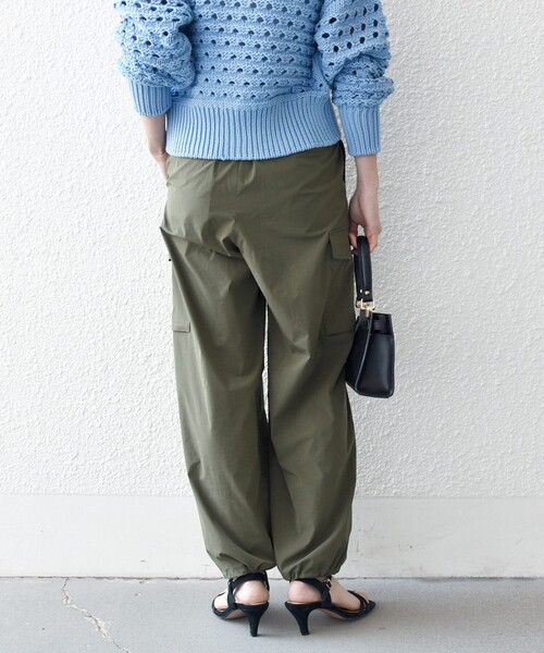 SHIPS any（シップス エニィ）の「【WEB限定】SHIPS any:〈洗濯機可能〉タイプライター イージー カーゴ パンツ（カーゴパンツ・レディース・オリーブ/ネイビー・40/38/36）」の7枚目の写真