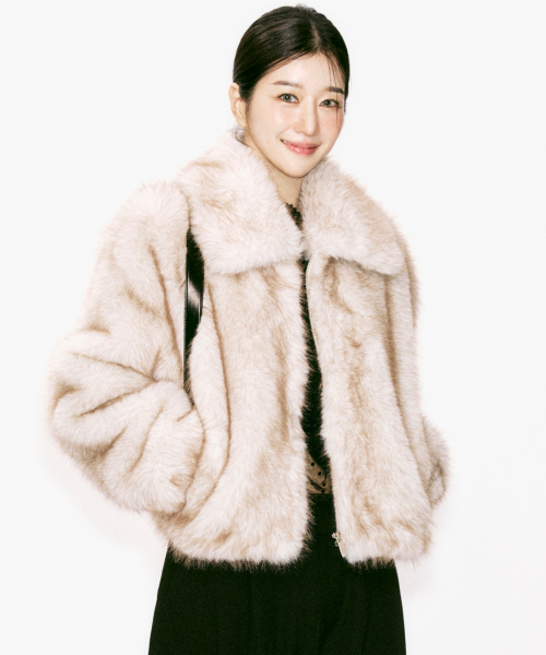 NICK&NICOLE(ニックアンドニコール)の「FLUFFY MIX FUR JACKET_BEIGE(ムートンコート・レディース・その他・FREE)」の1枚目の写真